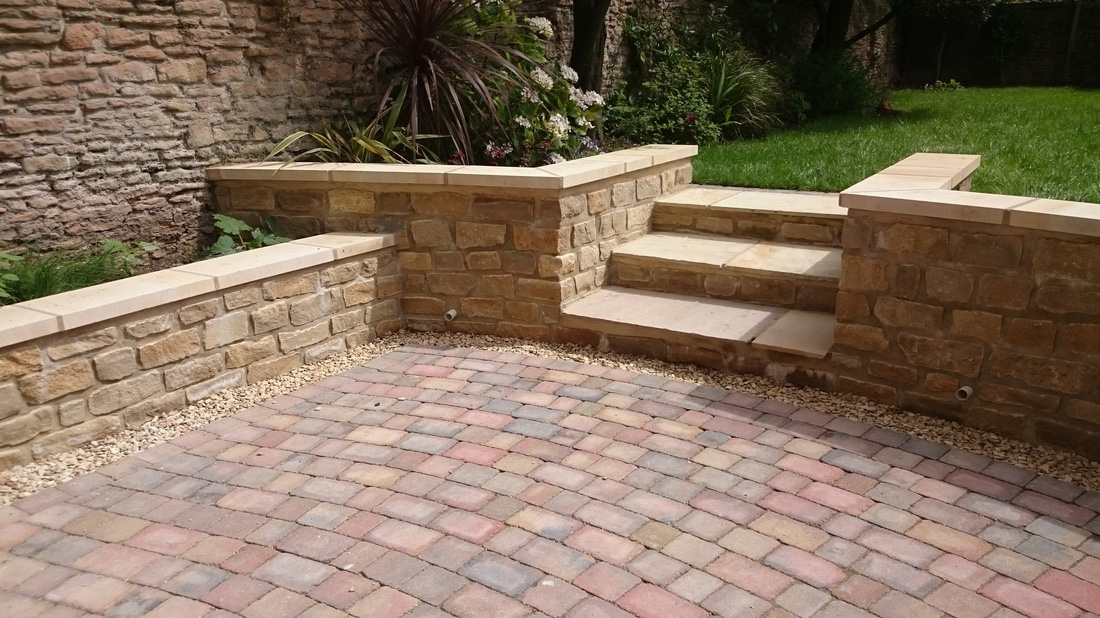 Stoneworld Paving can provide a range of wall and brick materials to create walls, which are designed to enhance the look of your home, whether it is for practical or aesthetic purposes.